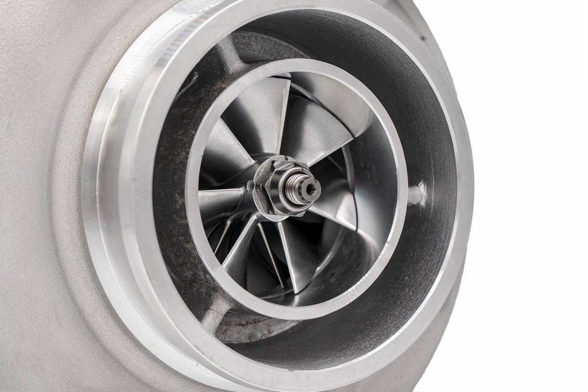 HD8082 Turbocharger – Forced Performance