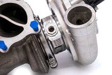 Load image into Gallery viewer, McLaren XR6557S RED Turbocharger Set